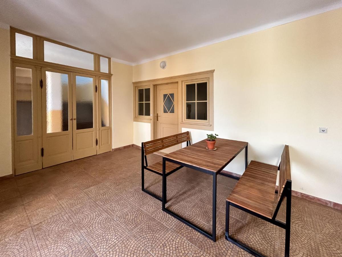 Apartment Anno 1529 - Malzmoench Laurentius By Interhome 치타우 외부 사진