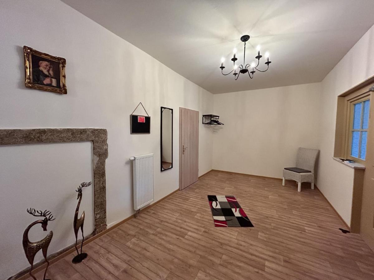 Apartment Anno 1529 - Malzmoench Laurentius By Interhome 치타우 외부 사진
